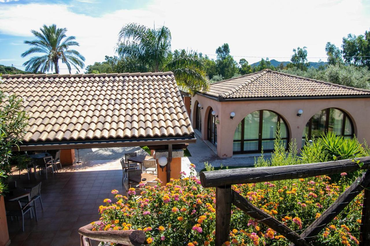 Alma Resort Castiadas Dış mekan fotoğraf