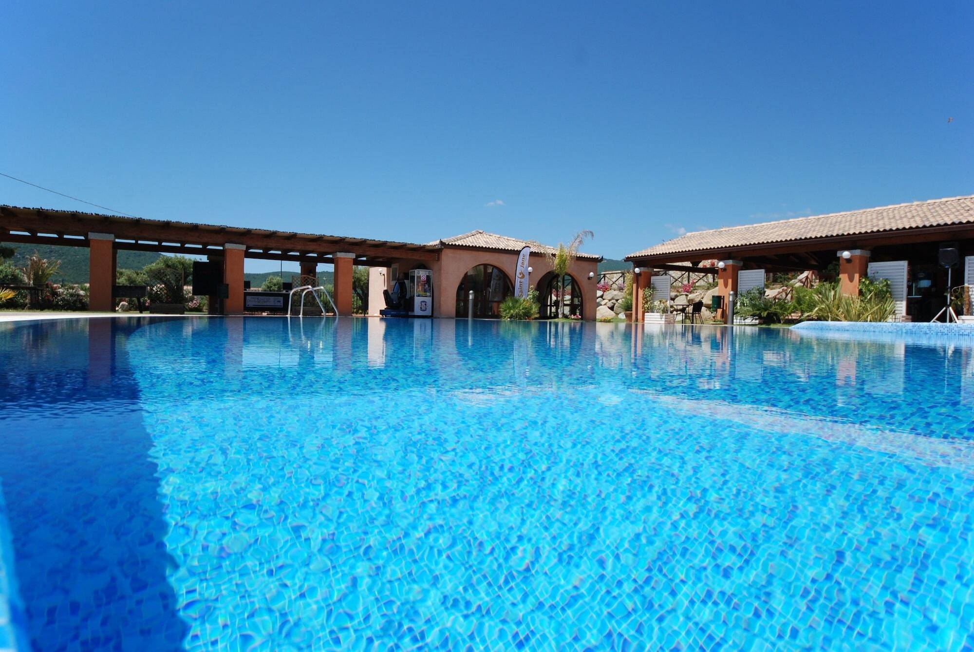 Alma Resort Castiadas Dış mekan fotoğraf